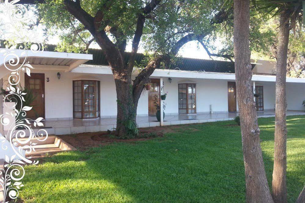 Black Swan Guest House Boshoek Eksteriør billede